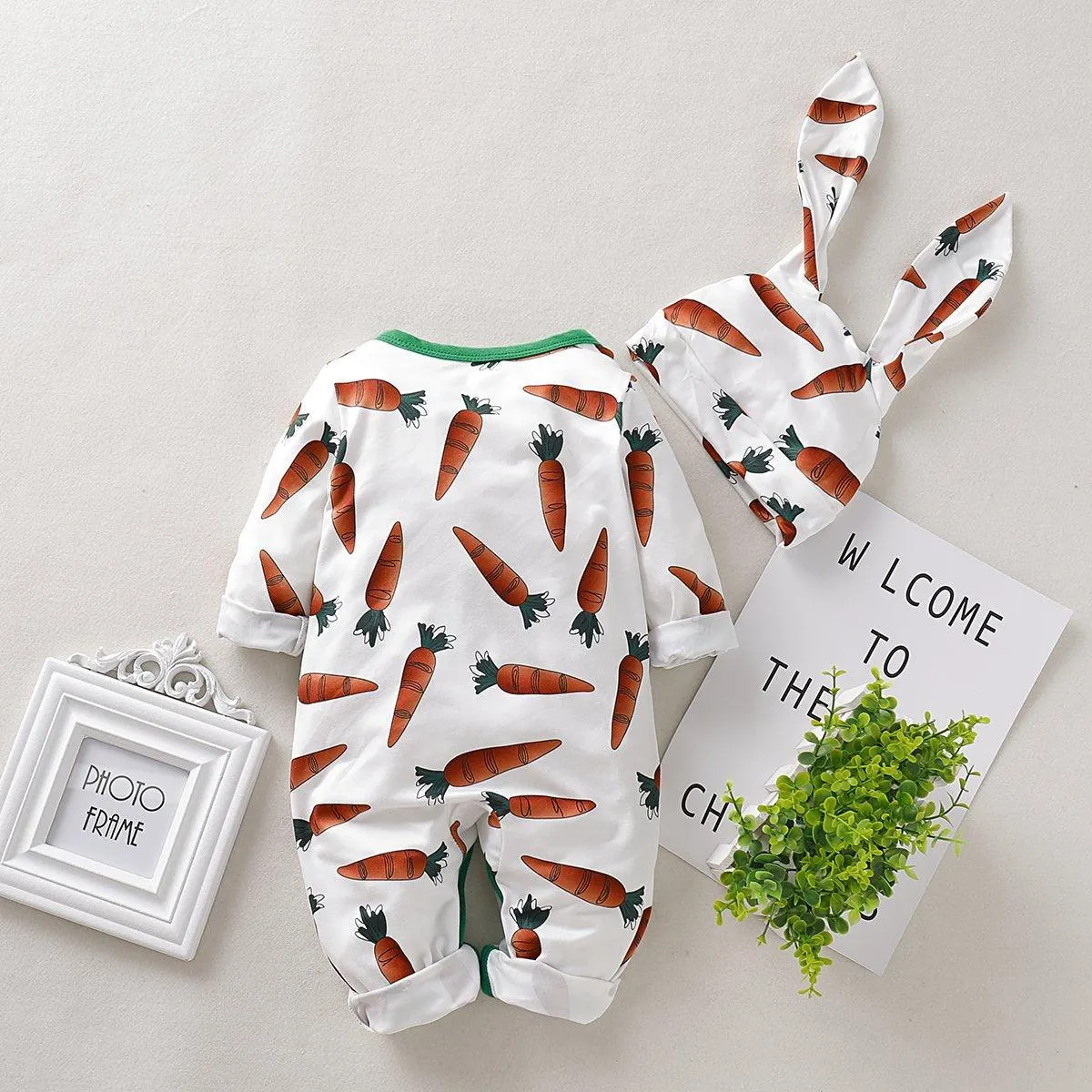 2-piece Carrot Printed Jumpsuit & 3D Design Hat for Baby Girl Children's clothing wholesale