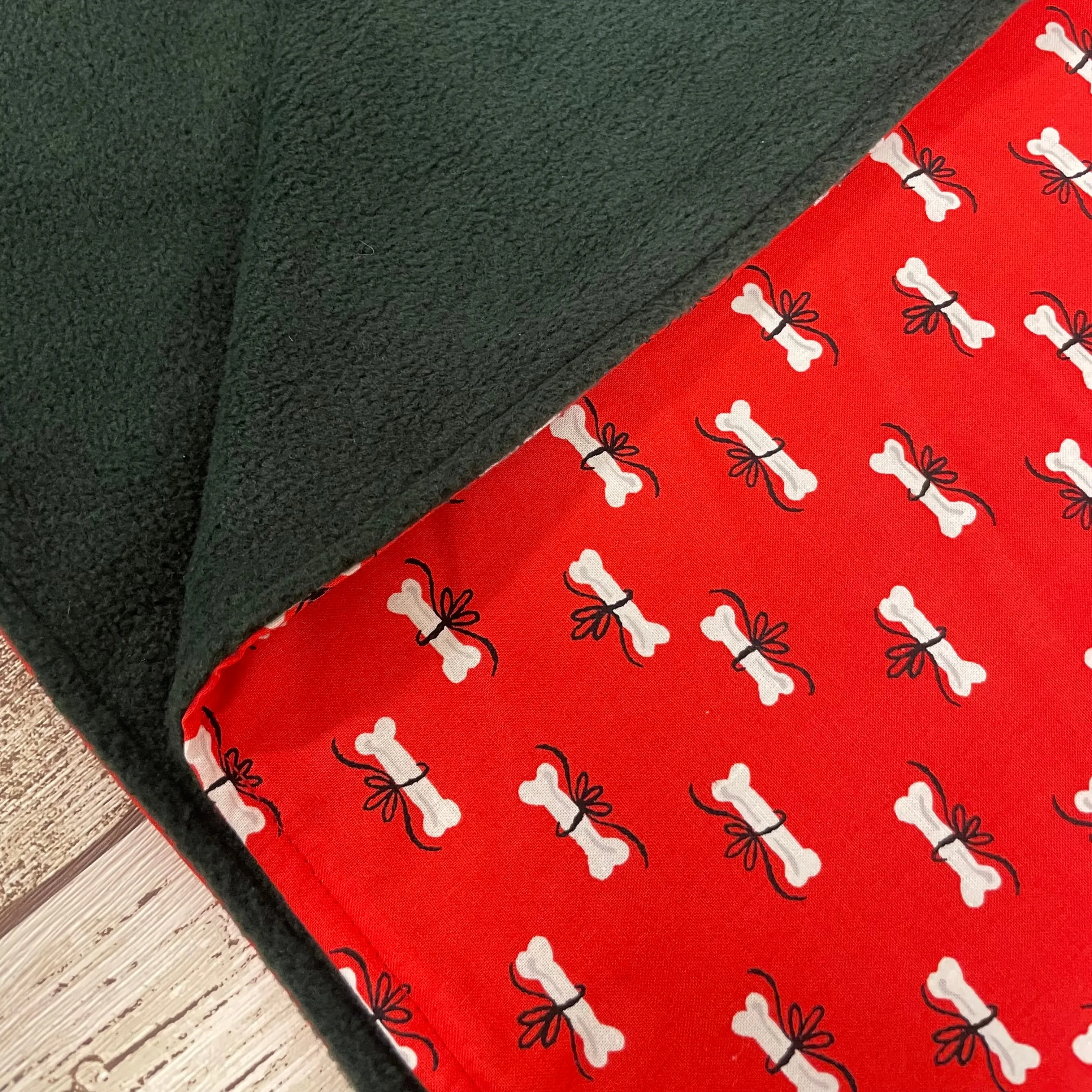 Doghouse Christmas Blankets for Dogs