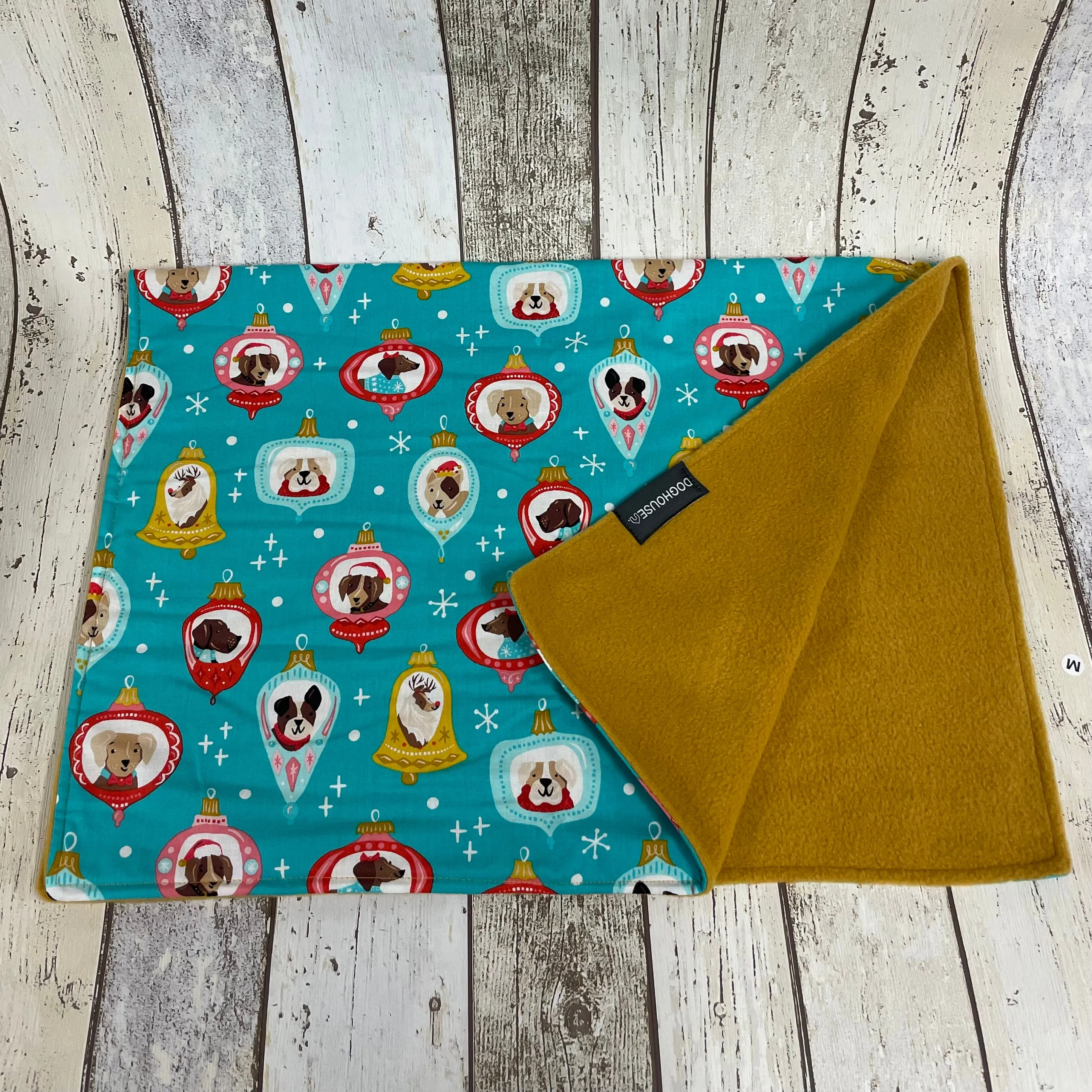 Doghouse Christmas Blankets for Dogs