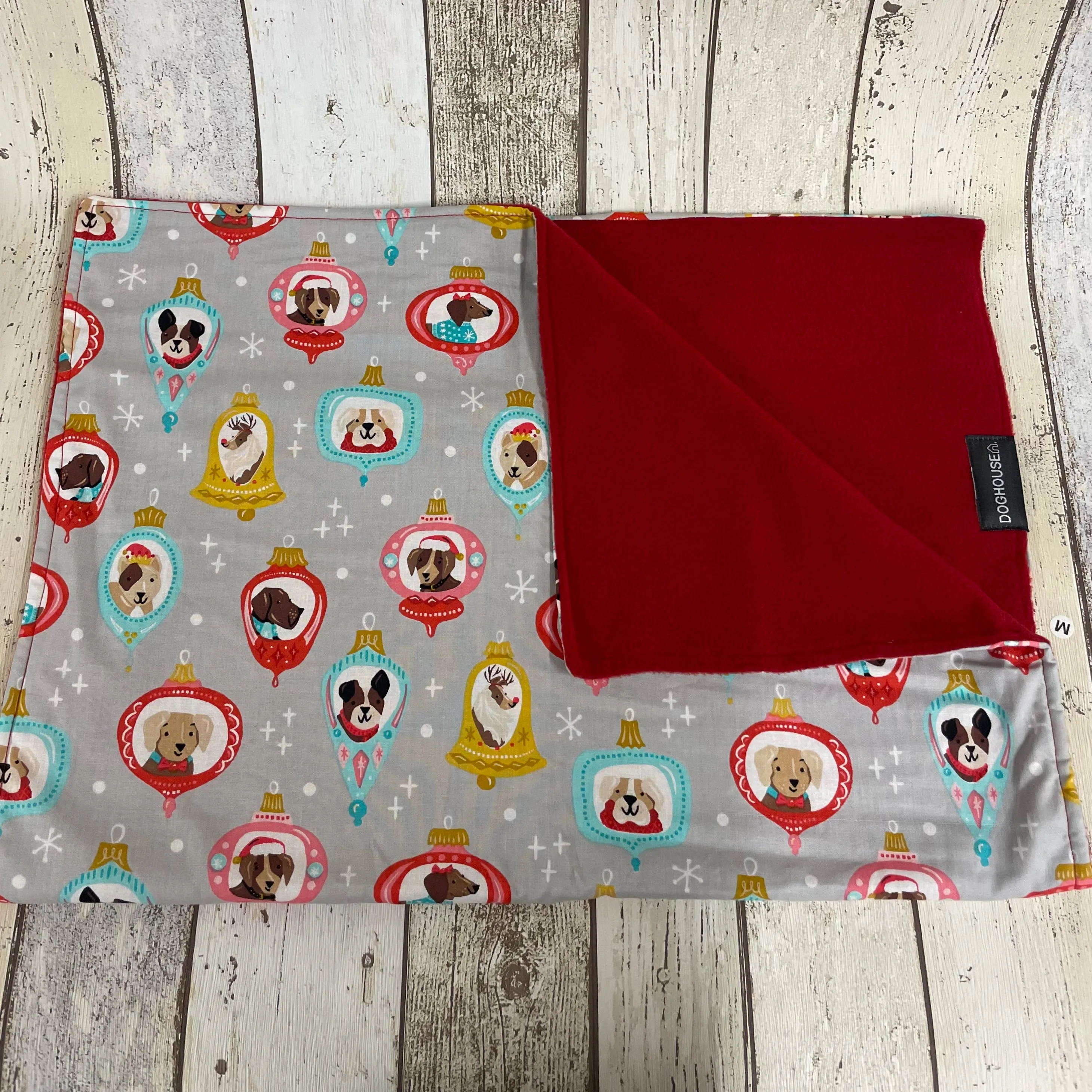 Doghouse Christmas Blankets for Dogs