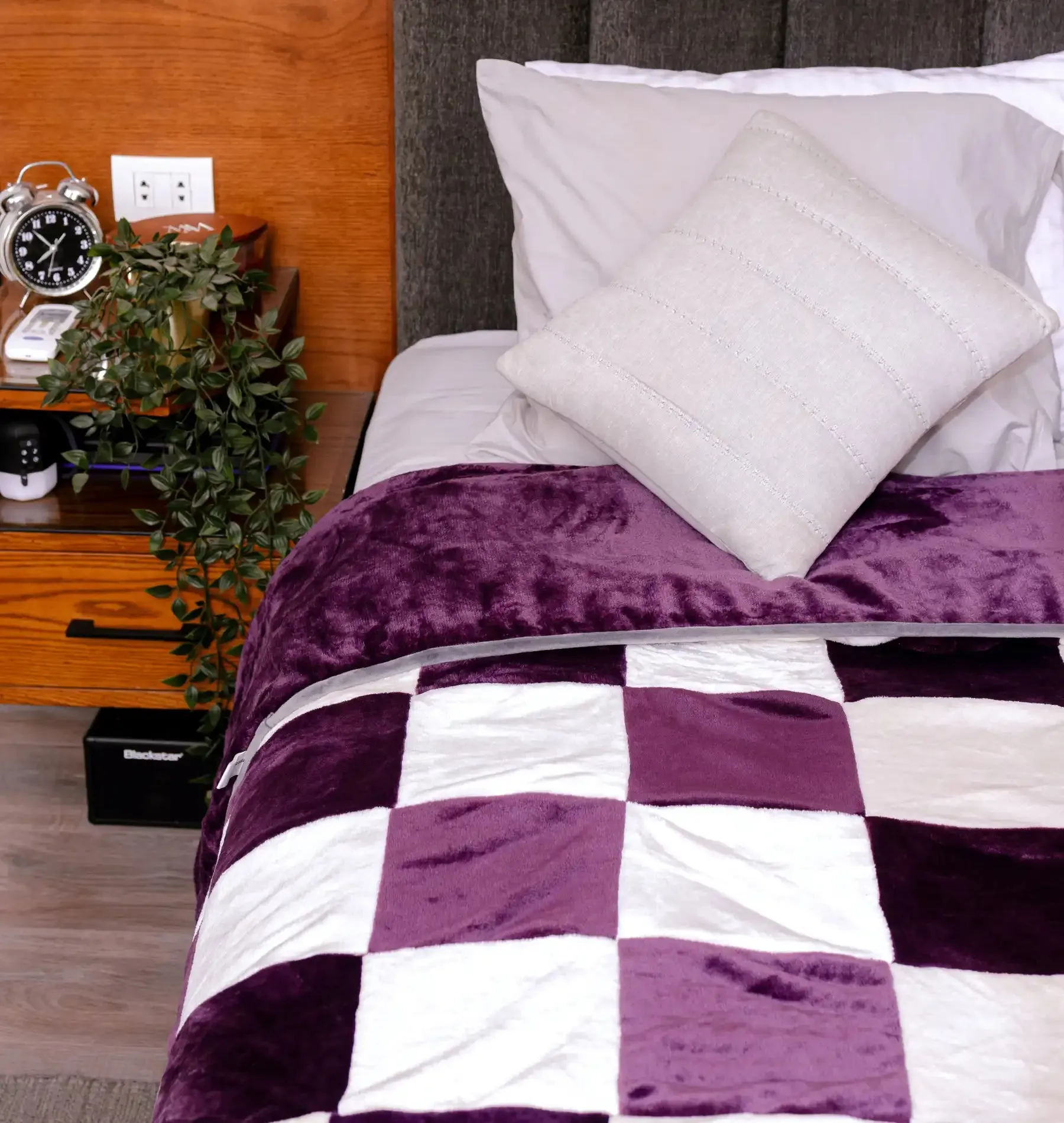 Double-Side Checkered Blanket (180*220)