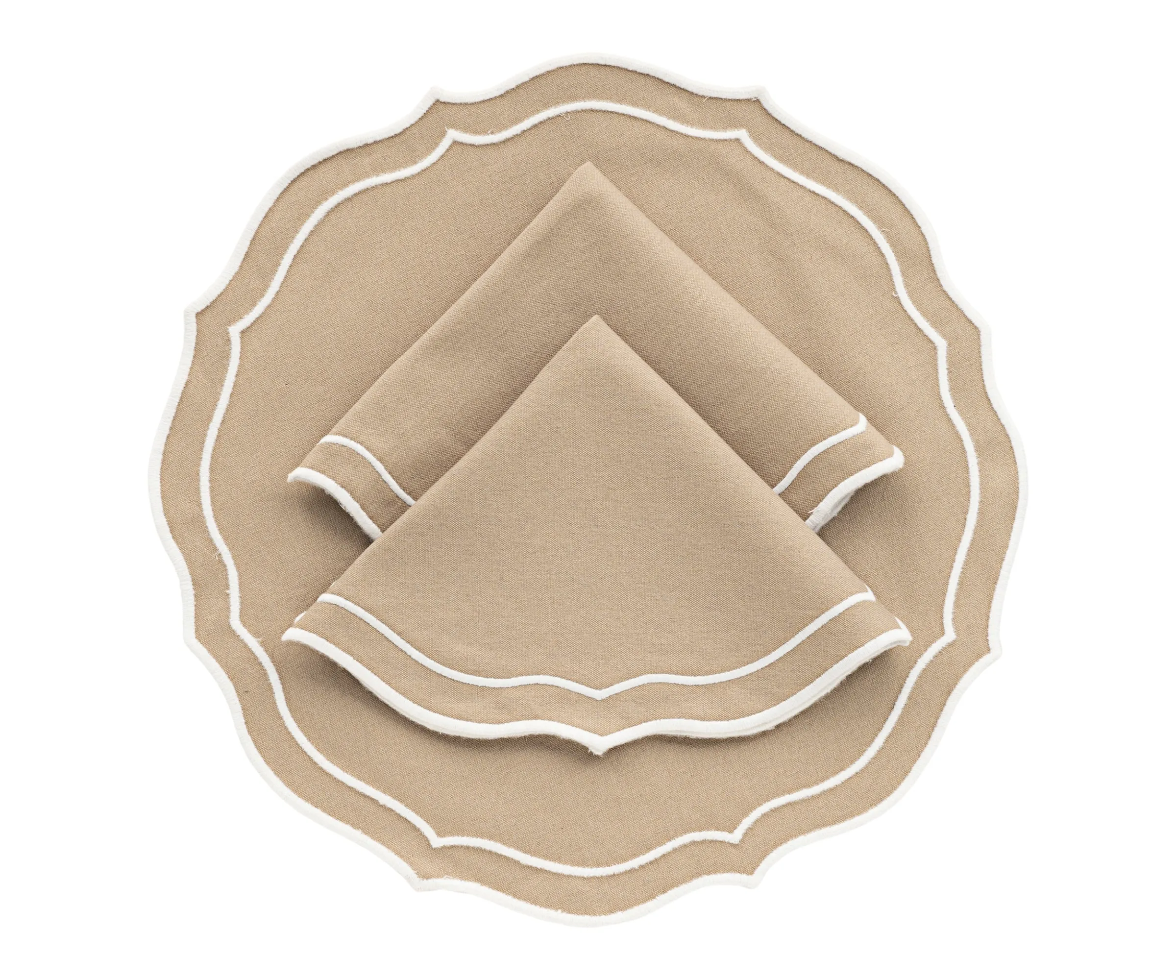 Round Scalloped Table Mats