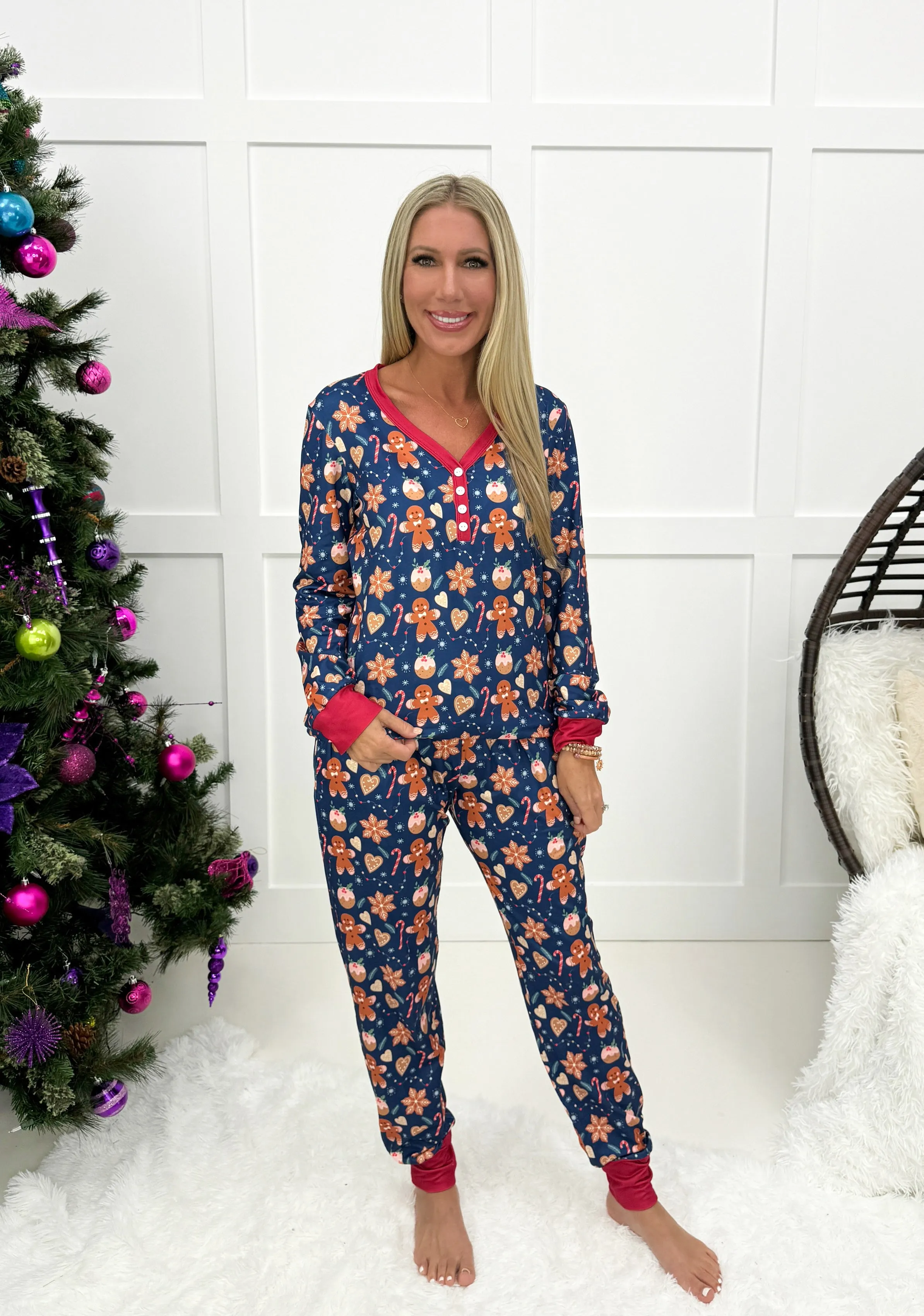 Shirley & Stone Holiday Jogger Pajamas(2024)