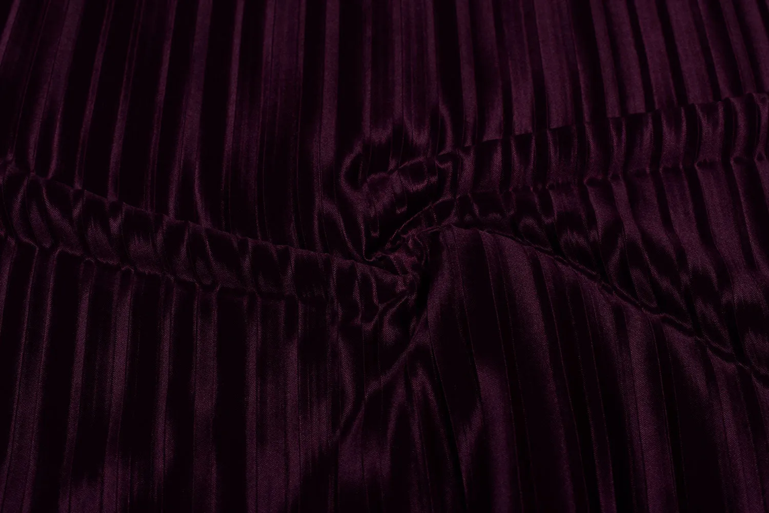 Wine Plain Pleated Knit Fabric